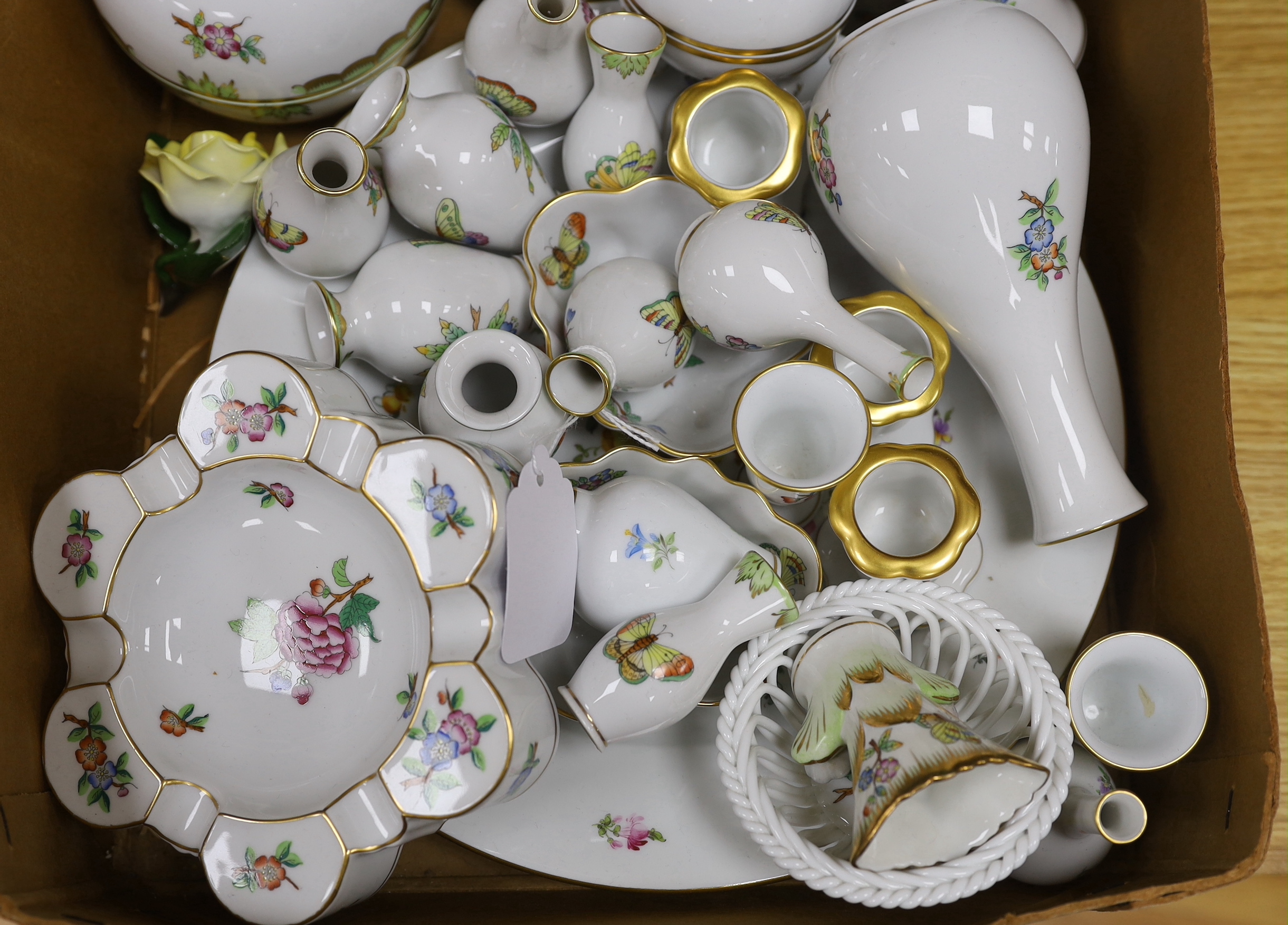 A quantity of Herend porcelain ornaments and tableware, approx. 40 items